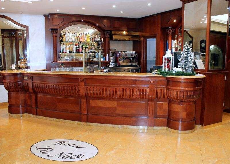 Hotel La Noce Кивасо Ресторант снимка