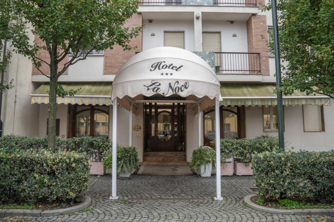 Hotel La Noce Кивасо Екстериор снимка