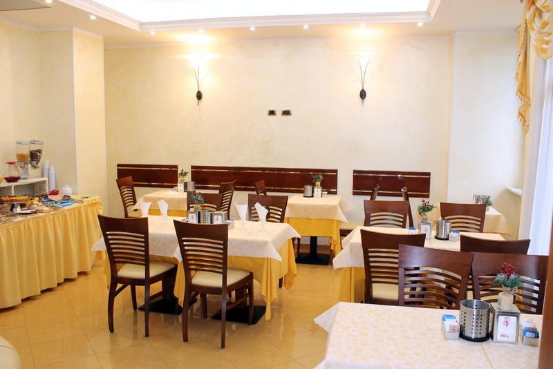 Hotel La Noce Кивасо Екстериор снимка
